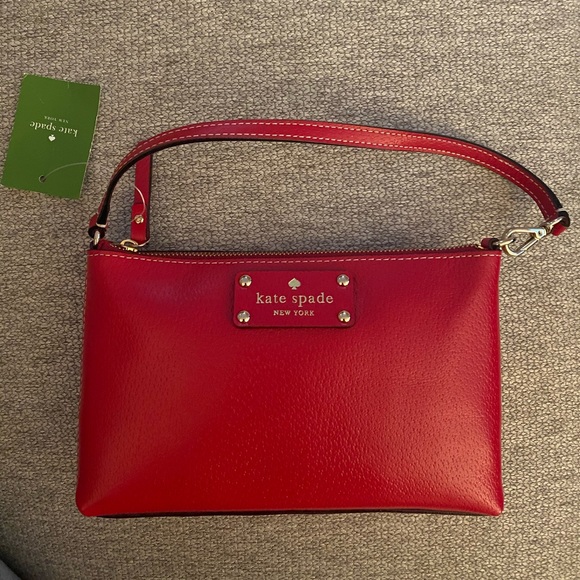 kate spade Handbags - NWT Kate Spade Wellesley Wristlet